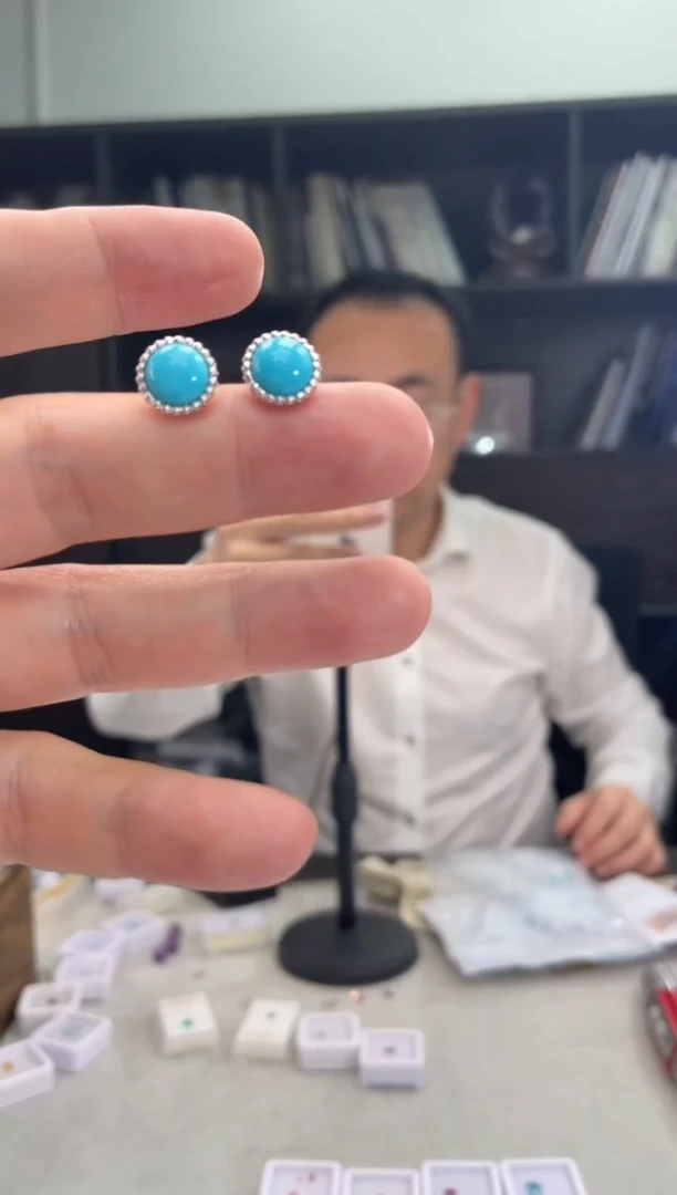 【闪购商品】绿松石耳钉未镶嵌绿松石耳钉一对