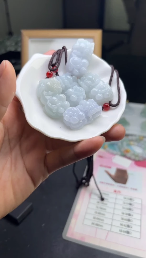 未镶嵌挂件翡翠多样性发一件R703083