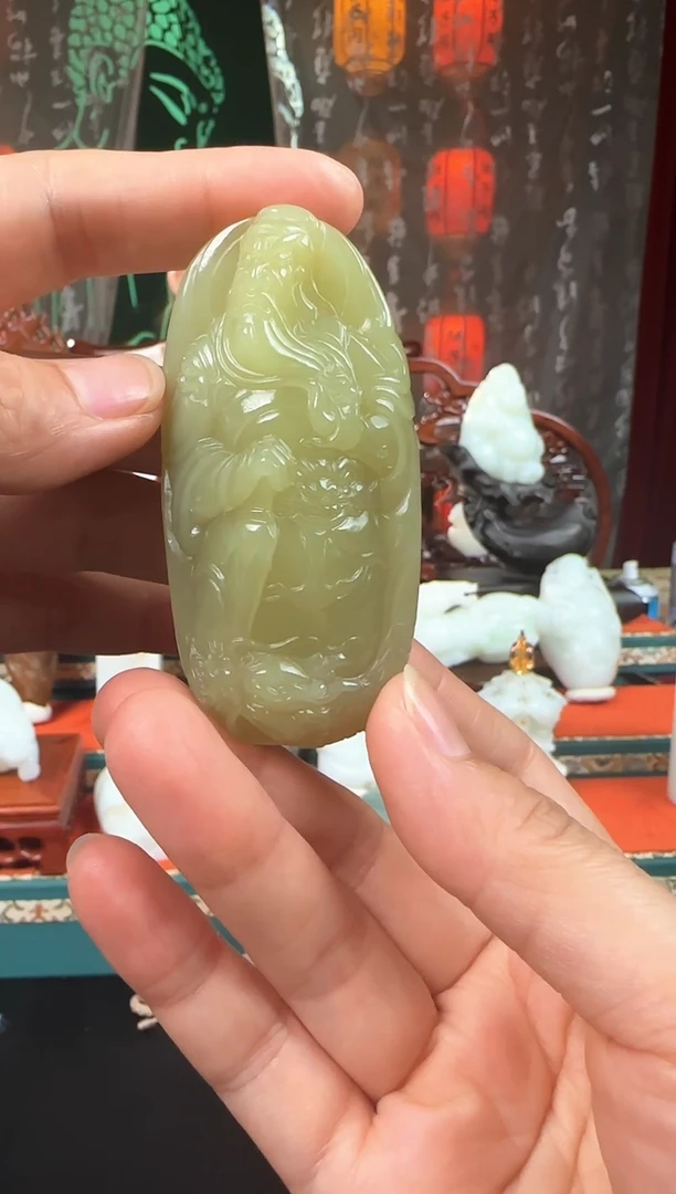 未镶嵌和田玉挂件关公