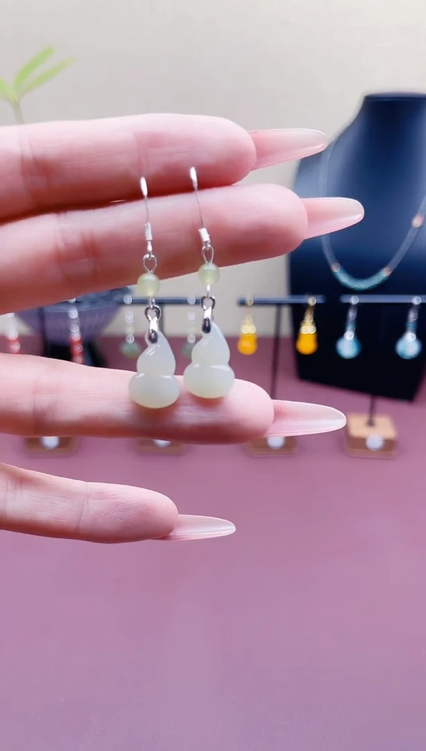 未镶嵌和田玉耳饰00和田玉葫芦小小