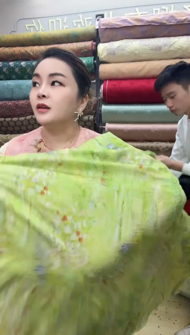 12号绿色天丝提花  1米