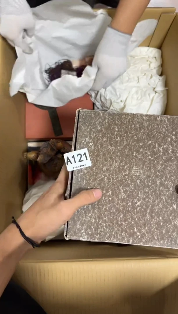 瓷片?****?121 中古商品，谨慎购买