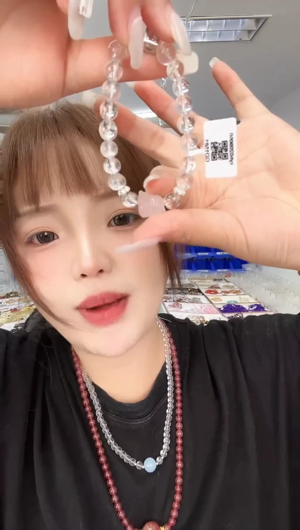 水晶手链未镶嵌天然珠宝多样性发其一