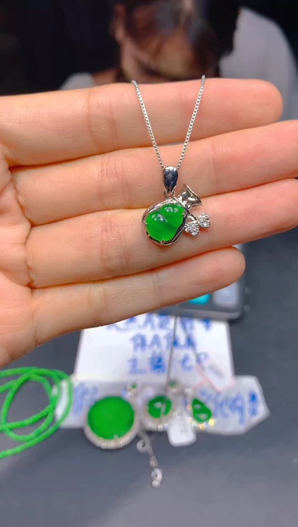 定制翡翠未镶嵌235多样性发货（发其一）