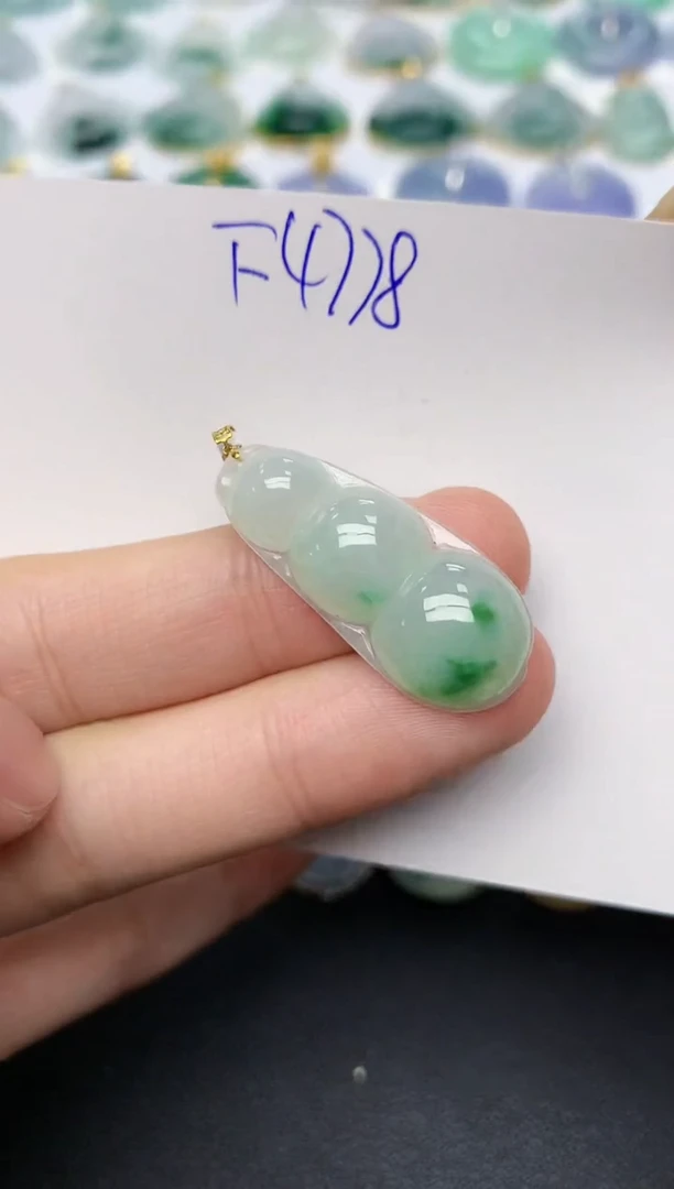 颈饰18K金镶嵌翡翠天然缅甸A货翡翠百元以上9元证书费自理