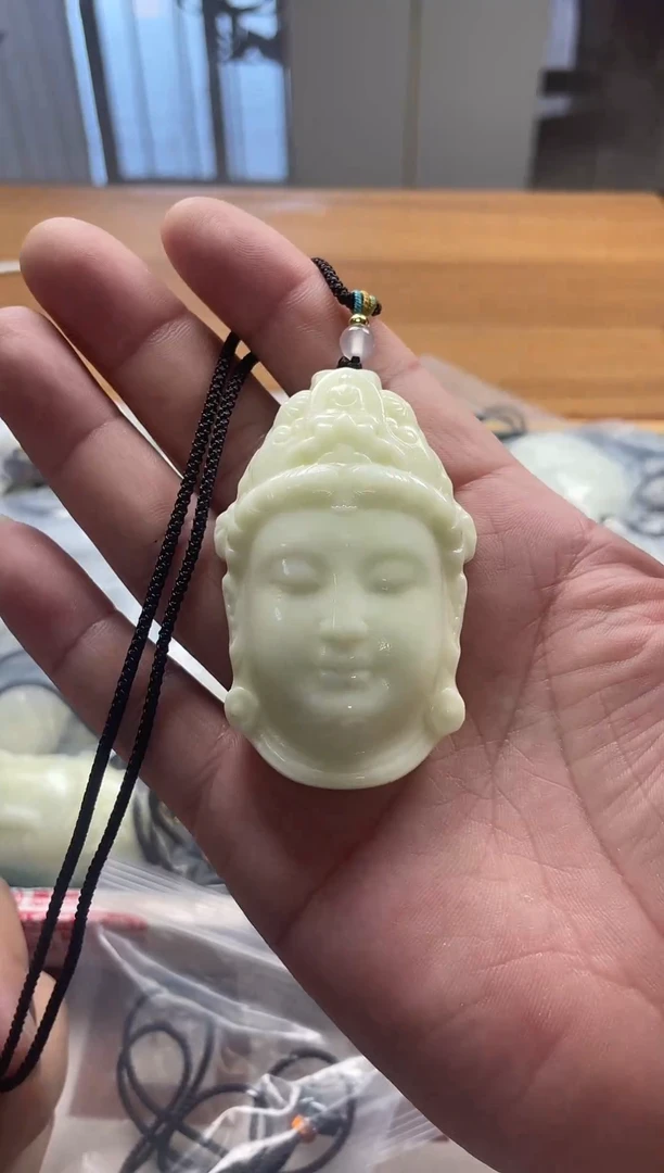 未镶嵌颈饰蓝田玉（蛇纹石化大理石玉）多样性发货一件