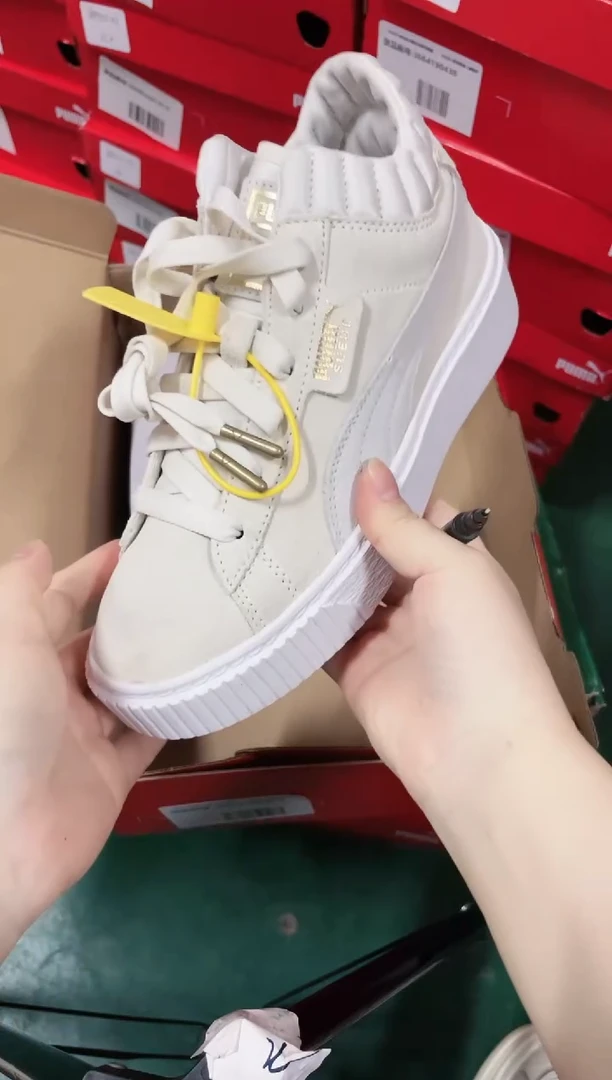 彪马时尚休闲运动鞋35.5M  J7