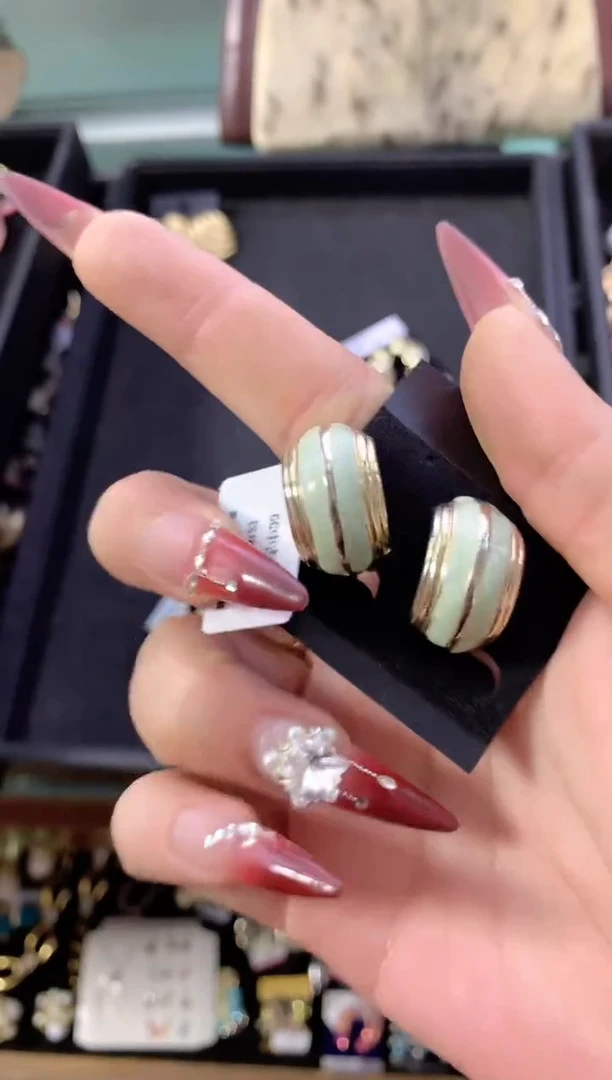 【闪购商品】瓷片楚楚中古珠宝甄选不退换