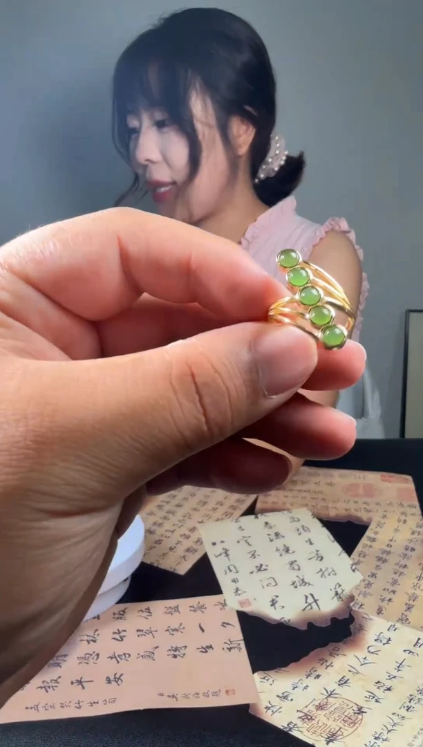 银S925镶嵌戒指和田玉1
