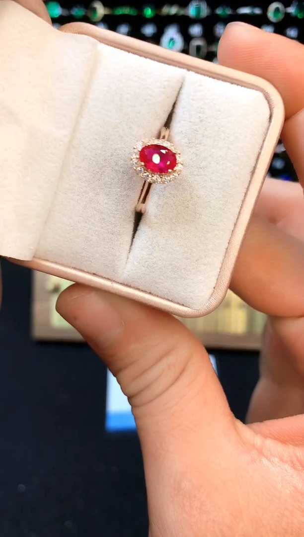 红宝石戒指银S925镶嵌......