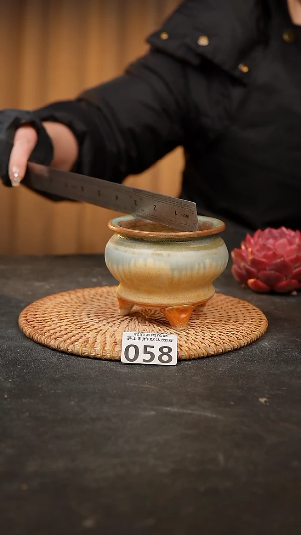 【闪购商品】瓷片058泥泥手工花盆口7-8高7-8