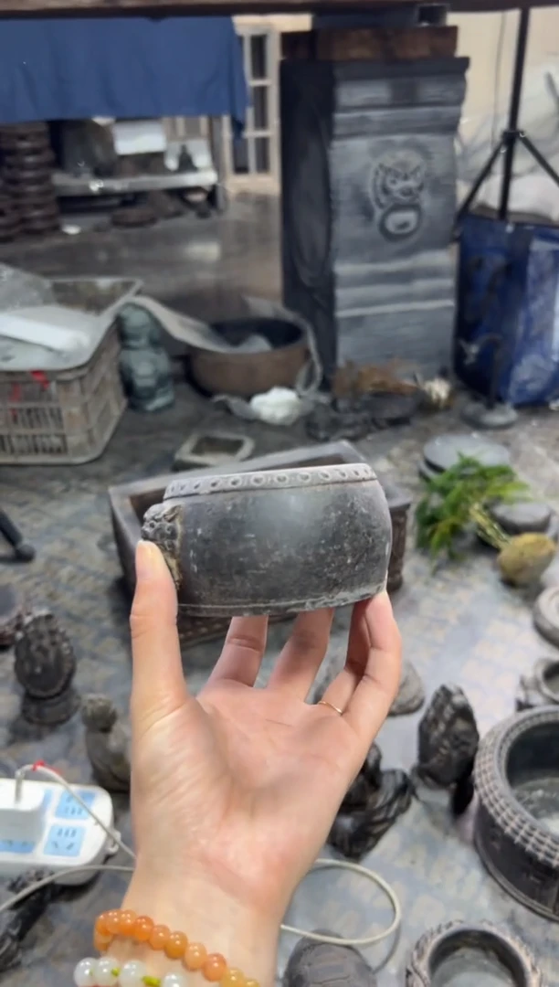 陶土【火山泥】兽头小鼓
