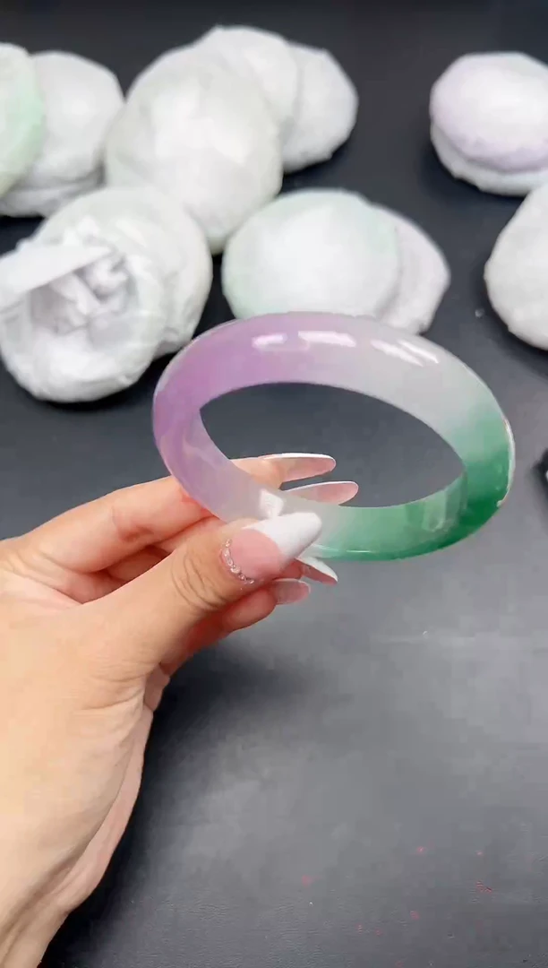 精品手镯，一物一拍J-077