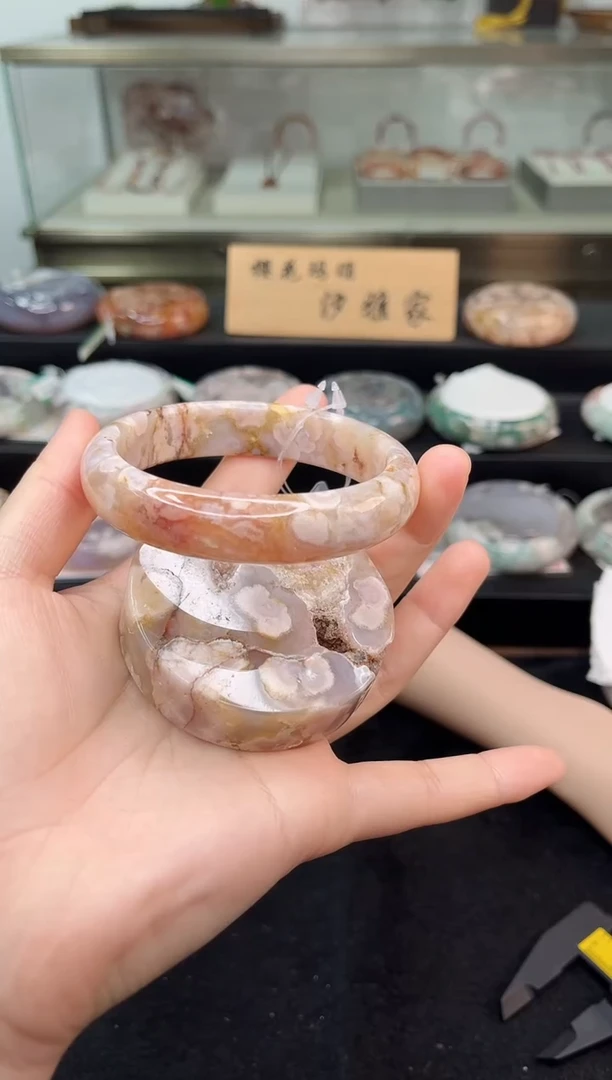 未镶嵌手镯石英质玉62圈口（赠品镯心）3751651