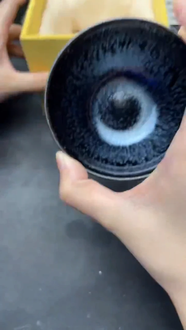 茶盏范大富黑底银滴建盏主人杯