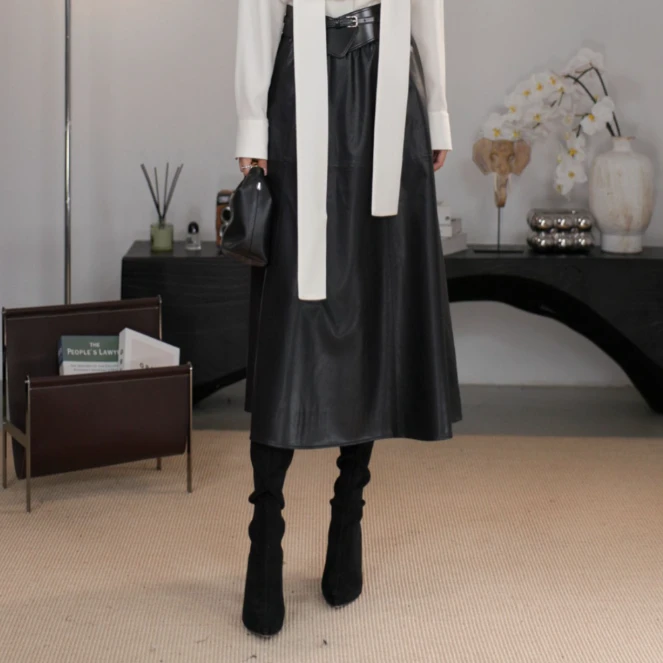 LYNEE【绅女】松紧腰A字皮半裙女中长款百搭pu半身裙LGD2FAL030