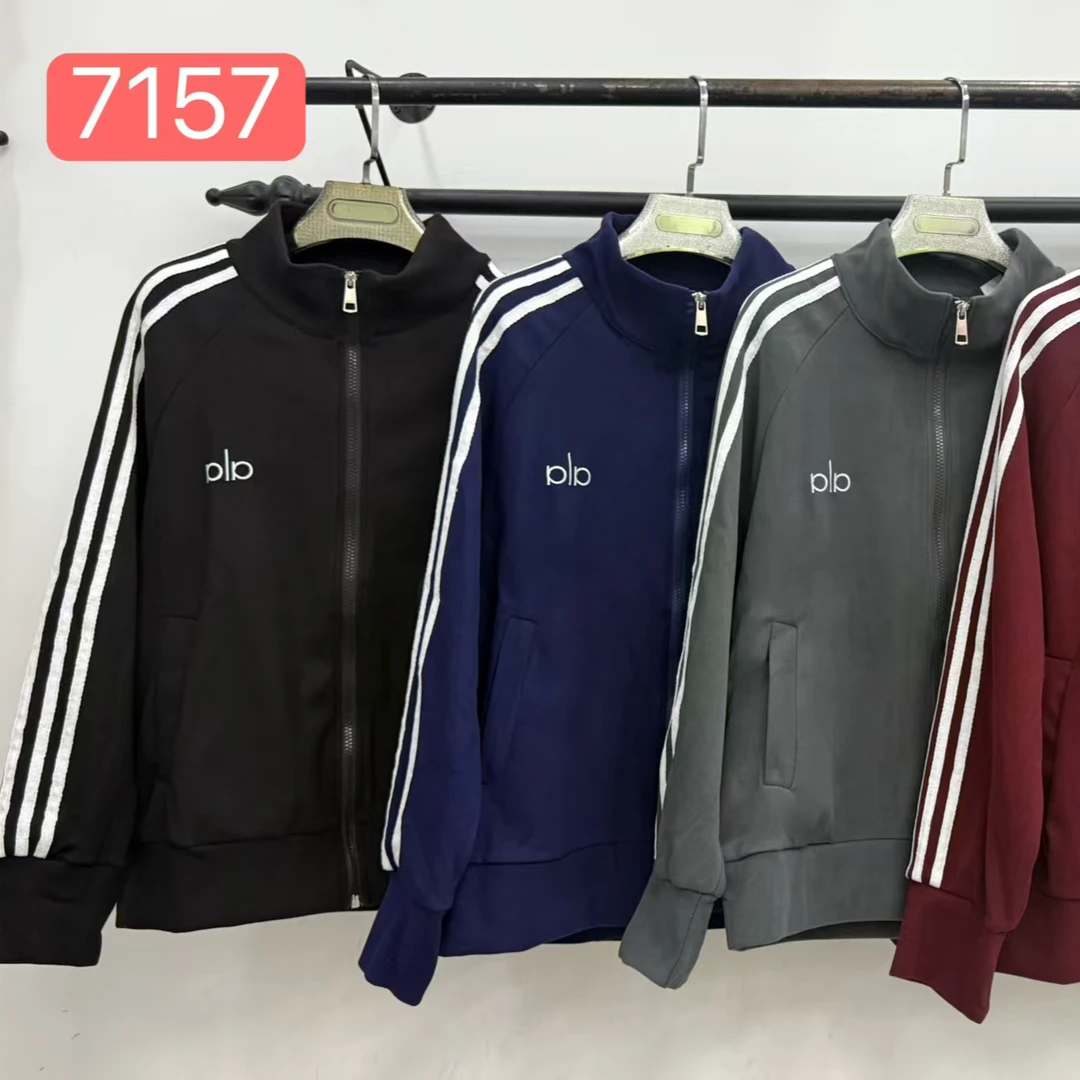 7157保暖趴条字母百搭外套