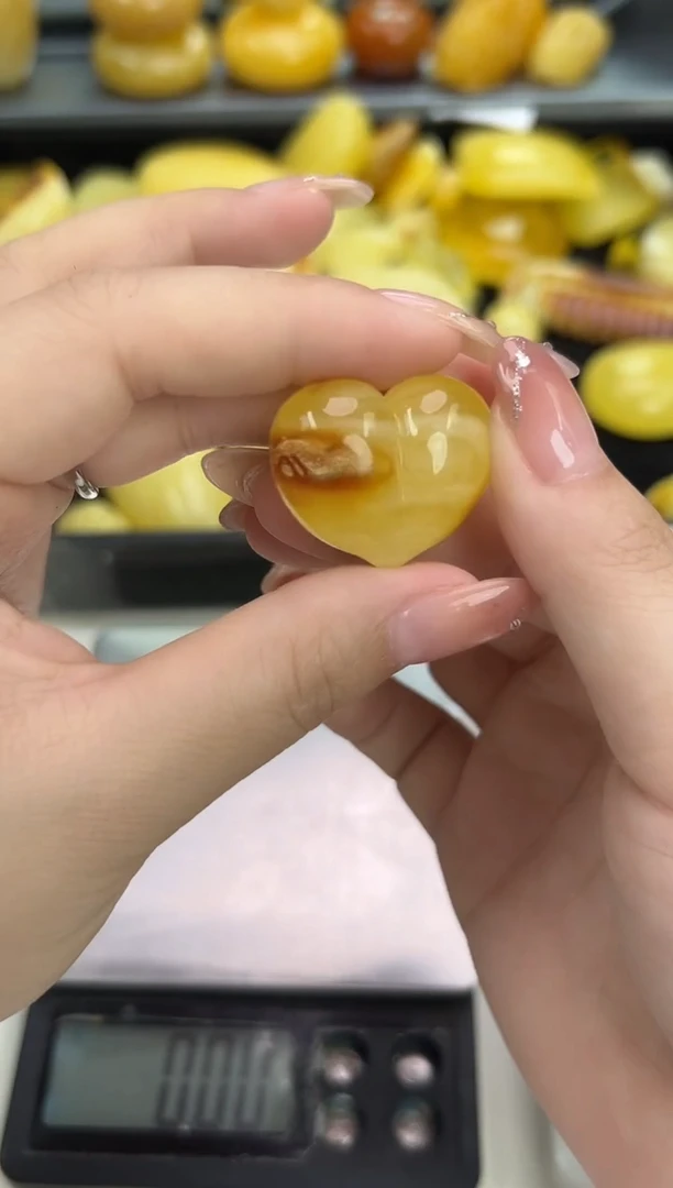 裸石琥珀未镶嵌琥珀蜜蜡吊坠