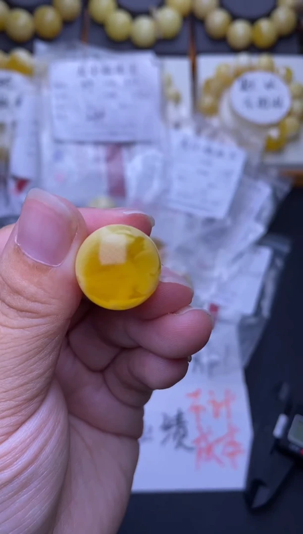 裸石琥珀未镶嵌大小姐珠宝严选36