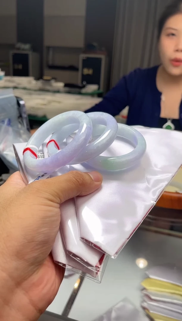 未镶嵌手镯翡翠12528/多样性发一个