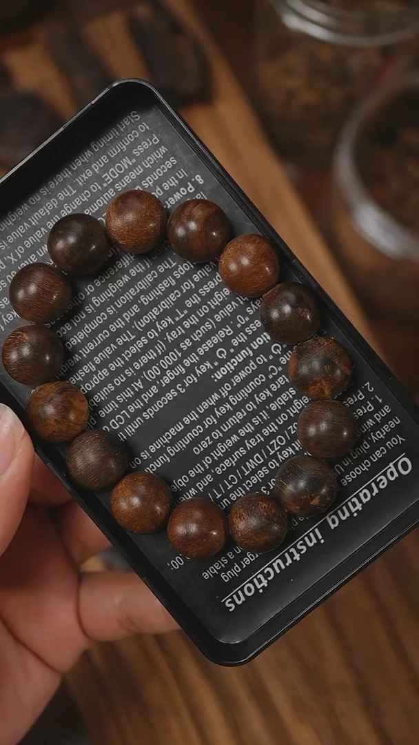 【闪购商品】沉香手串沉水级越南芽庄红土1.4/26克