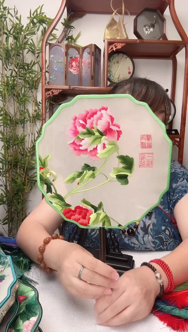 刺绣团扇-双面绣花