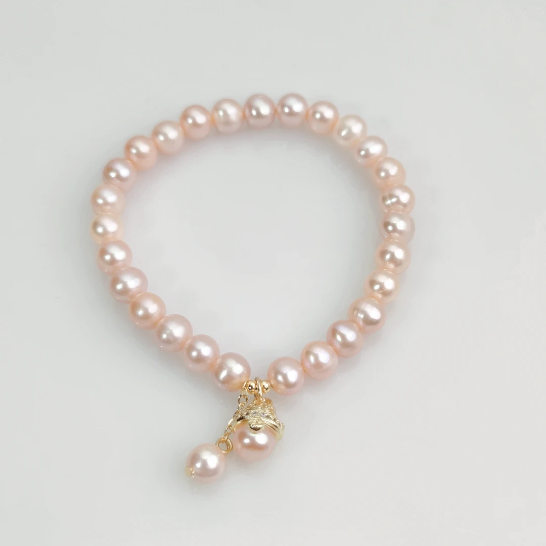 【招财猫】6-7mm天然淡水珍珠彩珠招财猫吊坠弹力绳珍珠手串0673