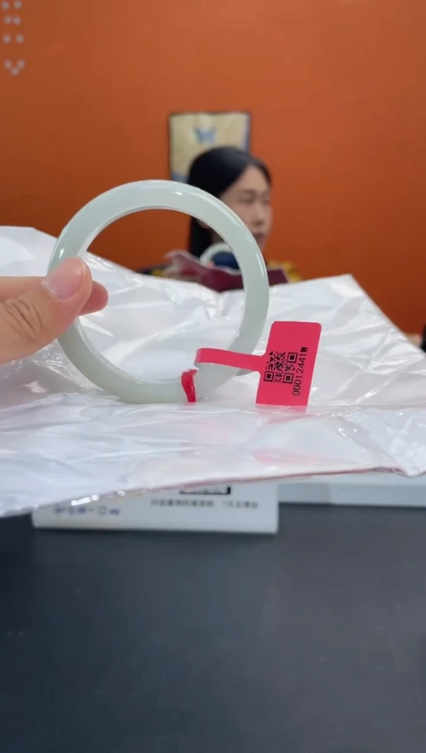 未镶嵌手镯翡翠1    57-58