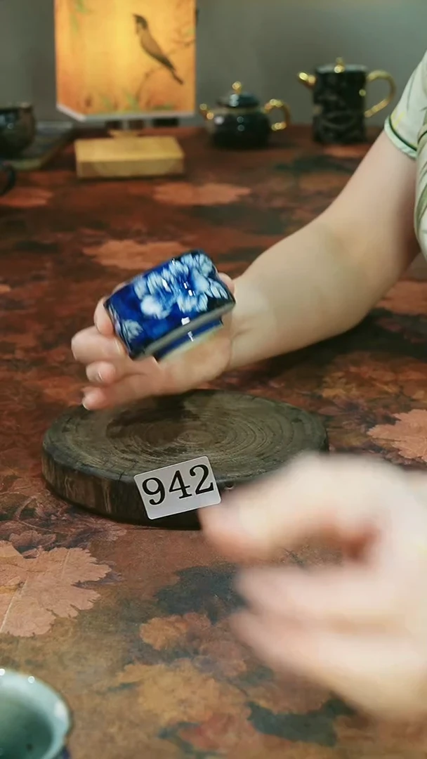 茶碗...........942