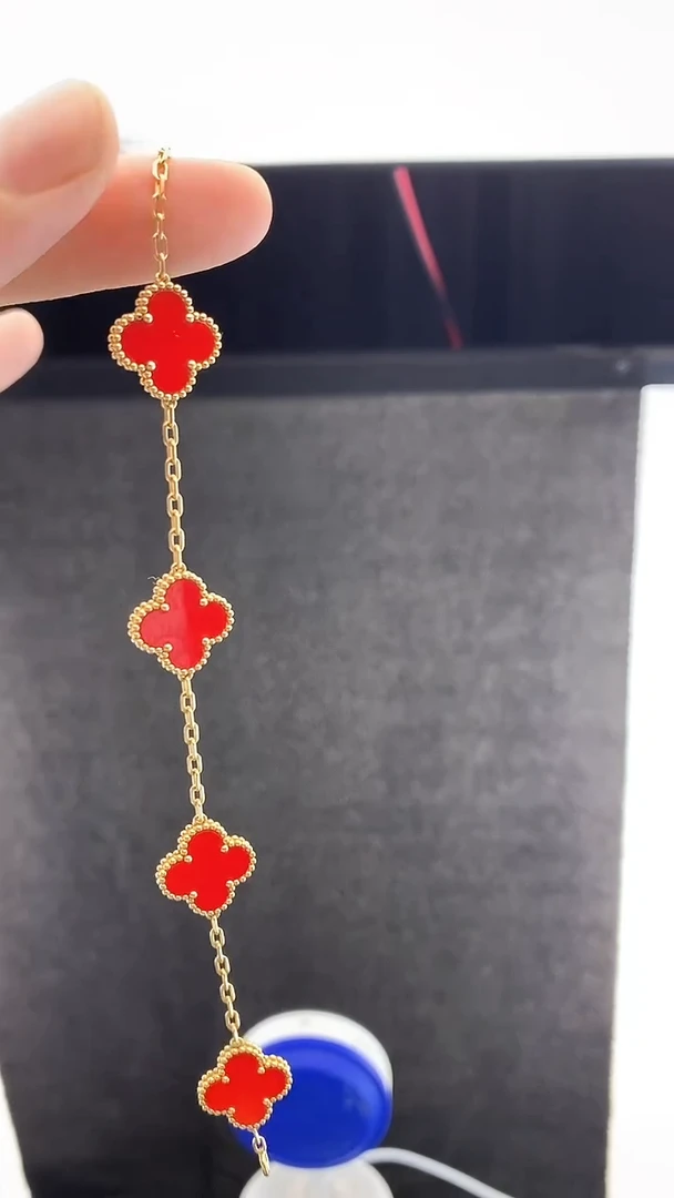 玛瑙/玉髓手链18K金镶嵌.