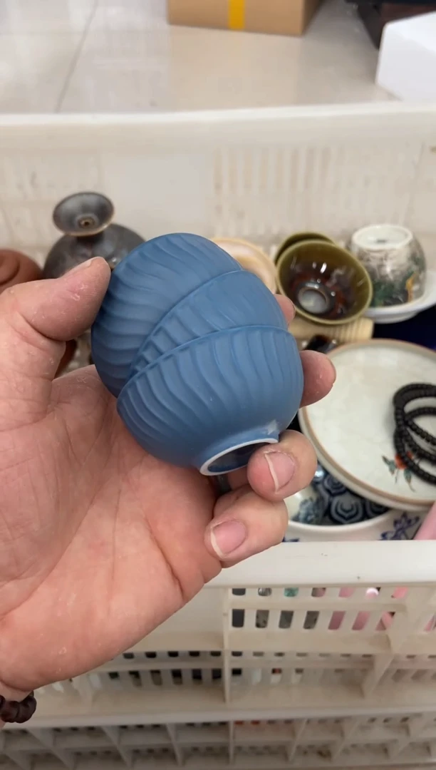 杯无运费险有瑕疵的摄影的产品有使用过的痕迹有点脏介意勿拍