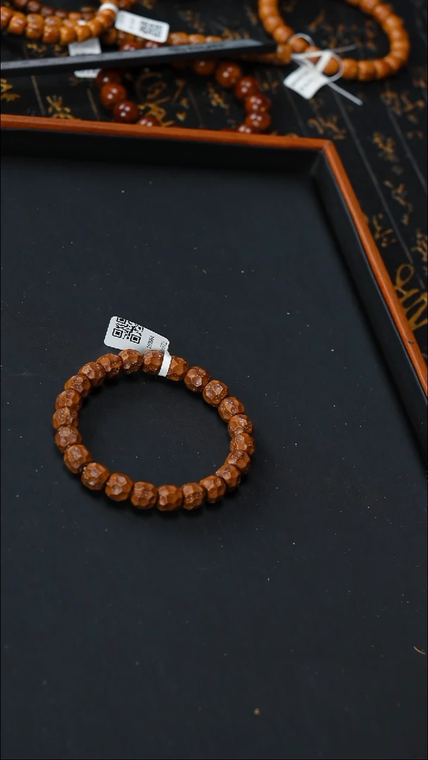 紫金鼠手串实心无相9.6      10572