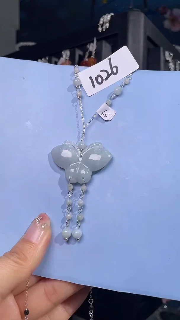 颈饰未镶嵌翡翠喜欢拍