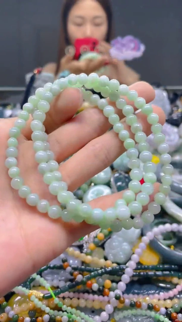 颈饰未镶嵌翡翠6MM/T/翡翠A货，一件也是批发价
