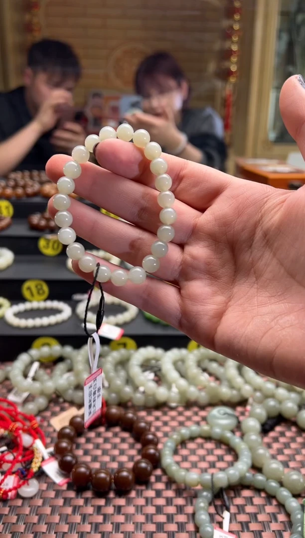 【闪购商品】和田玉手串未镶嵌且末料青白玉手串8