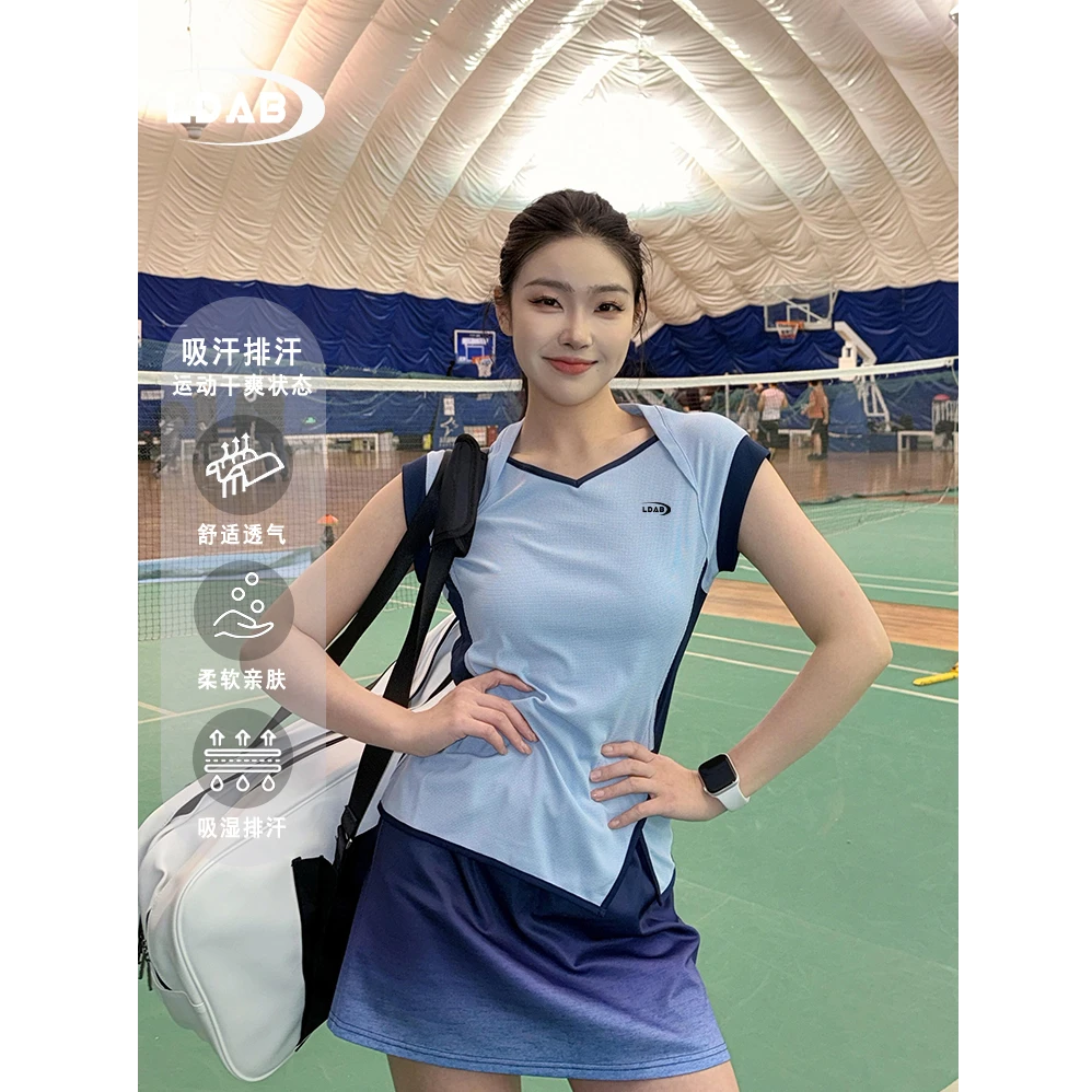 临典蓝色羽毛球服运动套装女款2025夏新款运动速干透气排球训练服