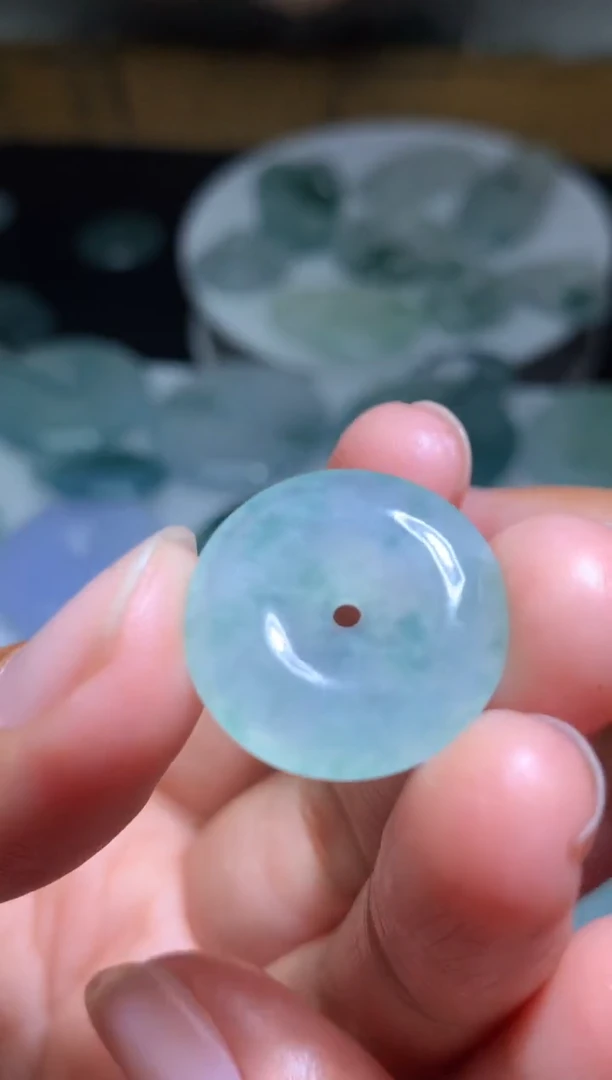 定制翡翠未镶嵌毛货