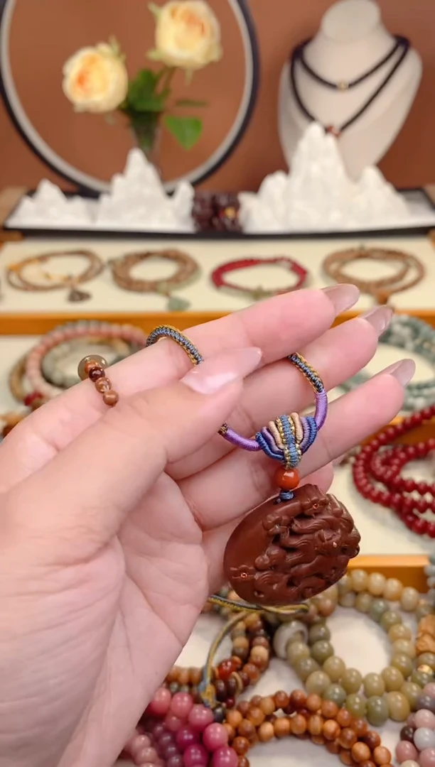 【闪购商品】檀香木无事牌老山凤九编绳项链