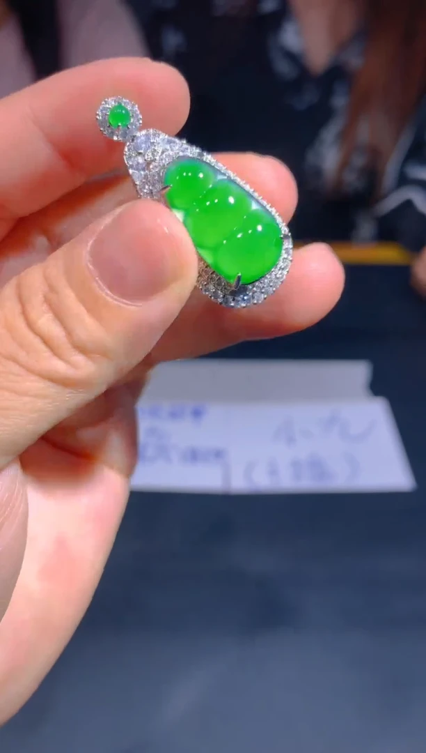 未镶嵌定制翡翠60定制翡翠—多样性发货（发其一）