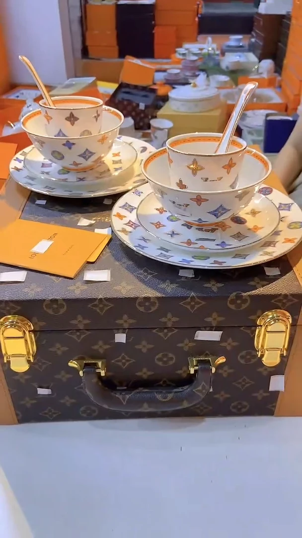 鸿辉家品牌瓷器，京东包邮！