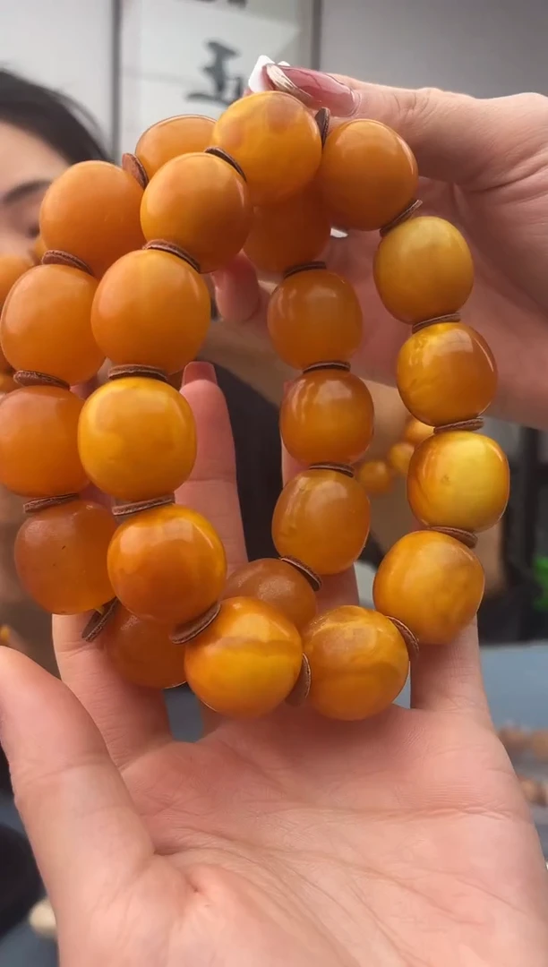 【闪购商品】蜜蜡珠宝奇石未镶嵌微瑕假一罚十，多样性发其一062.20