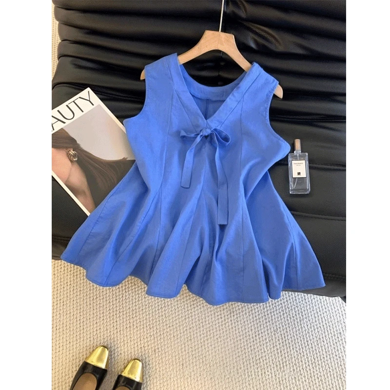 QianJiaer多巴胺扭结小心机V领背心衬衫女夏气质宽松坎肩甜辣妹小