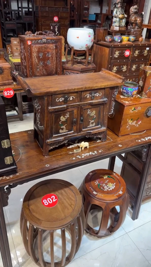 木木头款m**耳黄花梨镶嵌桥头小二联厨880