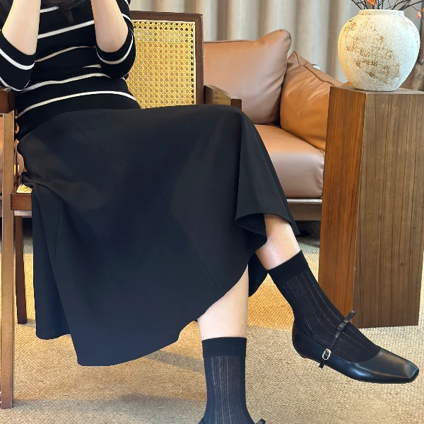 MOLANOOTD“赴秋”25秋半身裙女伞裙TR羊毛混纺气质百搭ML-B2509063