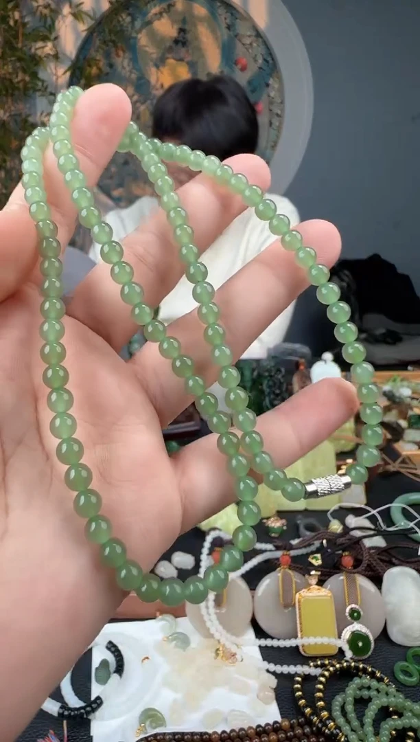 颈饰未镶嵌和田玉和田玉