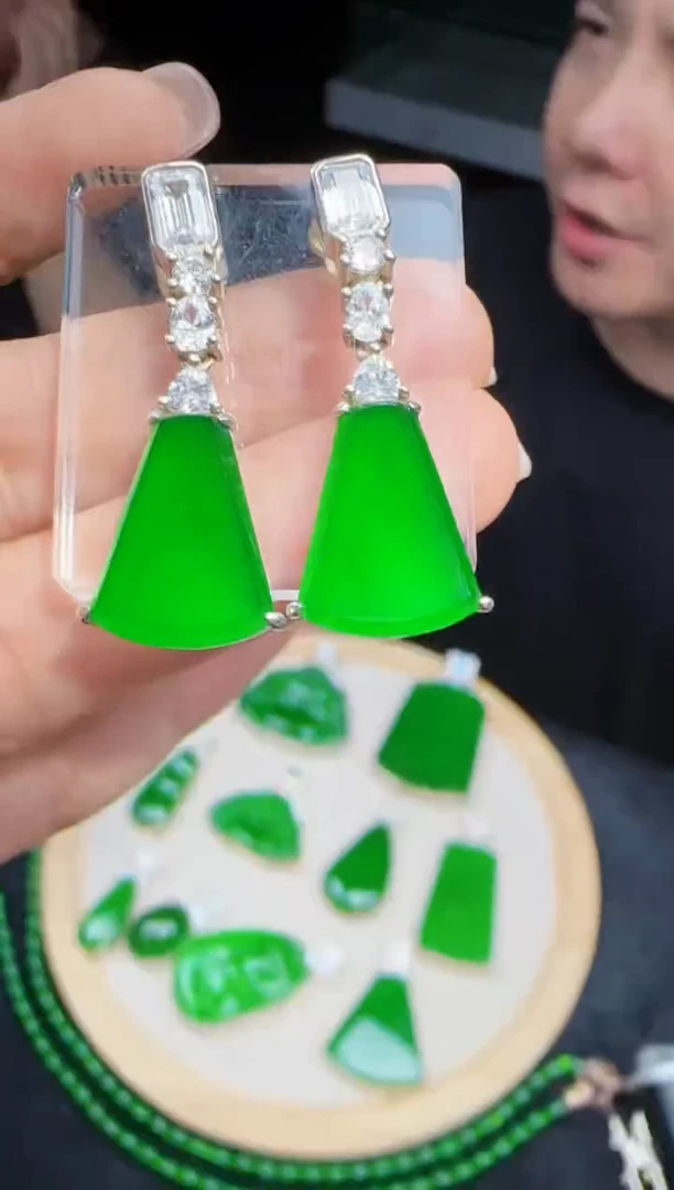 未镶嵌定制翡翠翡翠耳环235