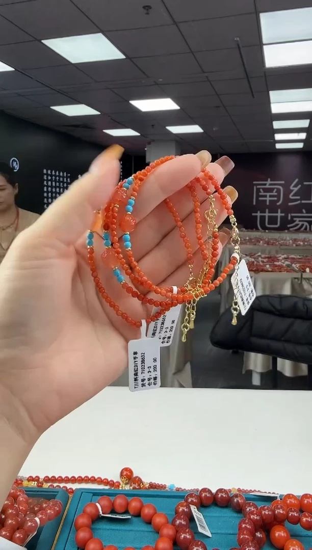 未镶嵌珠串南红玛瑙多样发其一/3/710238632