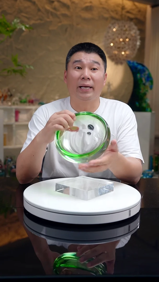 设计款祖母绿琉璃果碗