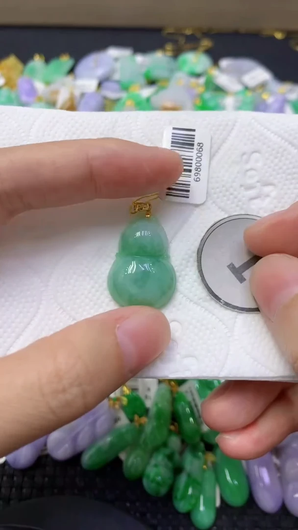 颈饰未镶嵌翡翠天然缅甸翡翠A货