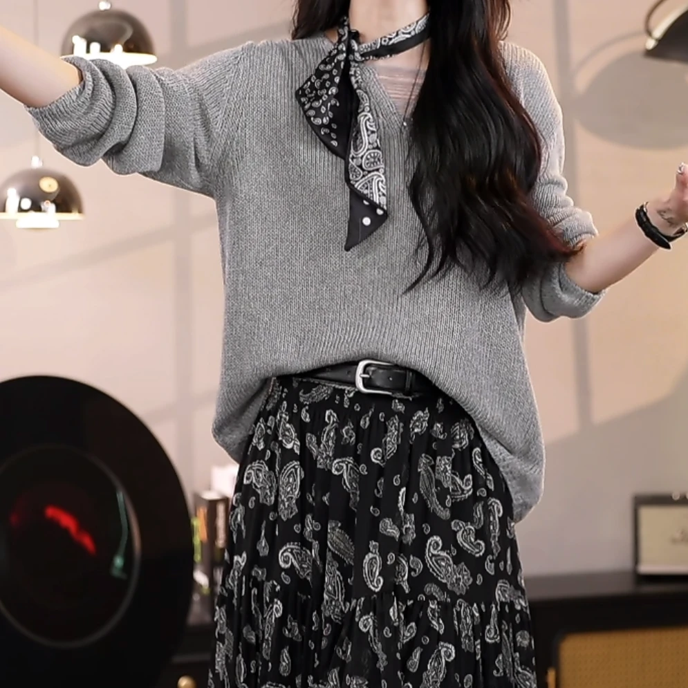 欧若风v领毛针织衫2025春夏新款设计感镂空纯色休闲防晒罩衫上衣